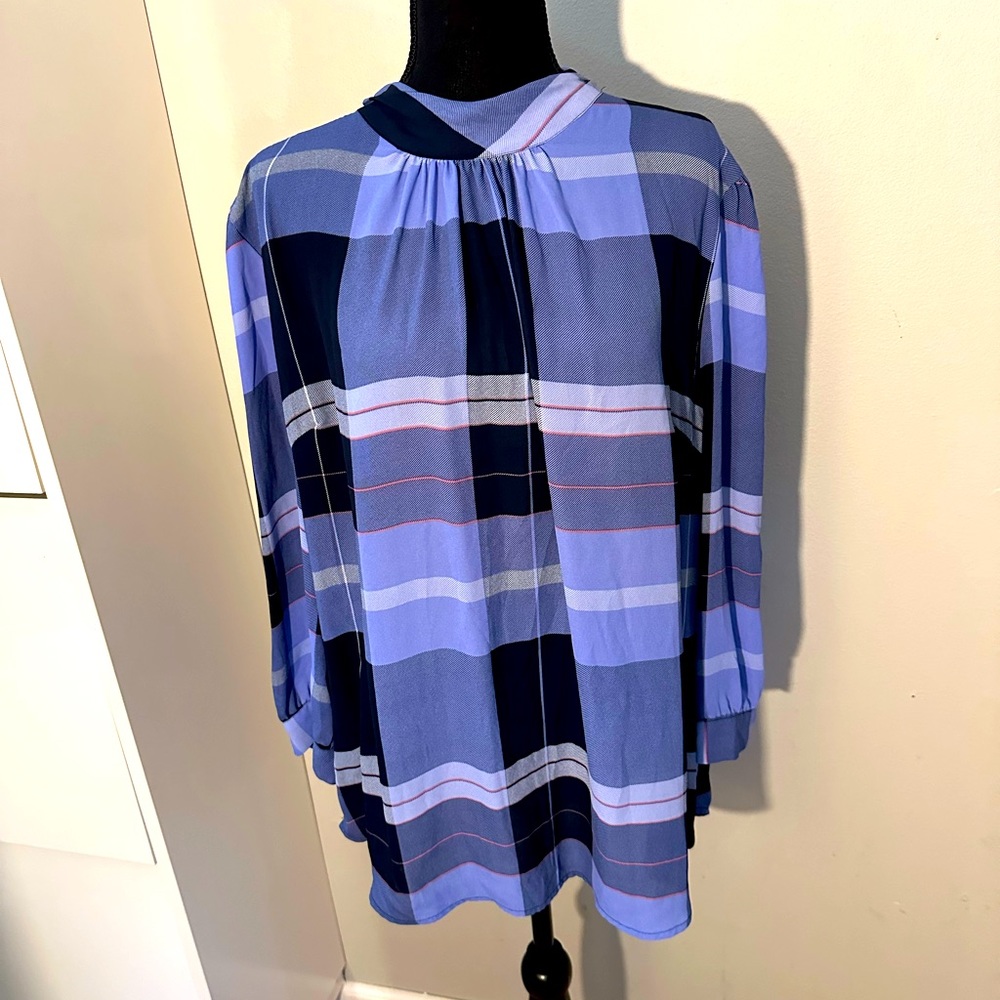 Ny & co. Periwinkle plaid tie neck blouse.